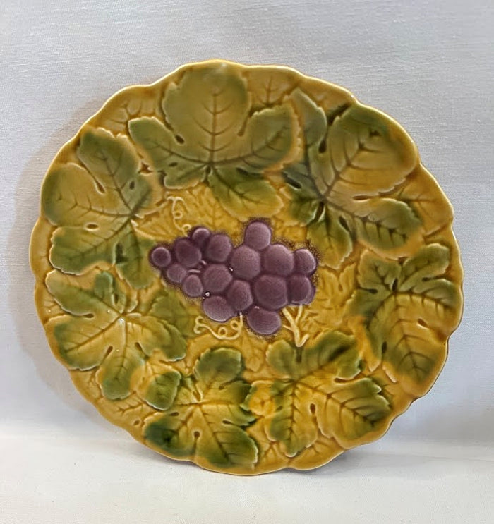 Vintage Sarreguemines Majolica Fruit Plates Set of Four 1920-1950