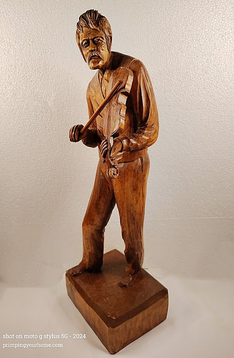 PAUL-EMILE CARON 25 Inch Tall Woodcarving of Violinist St.-Jean-Port-Jolie, Quebec full view