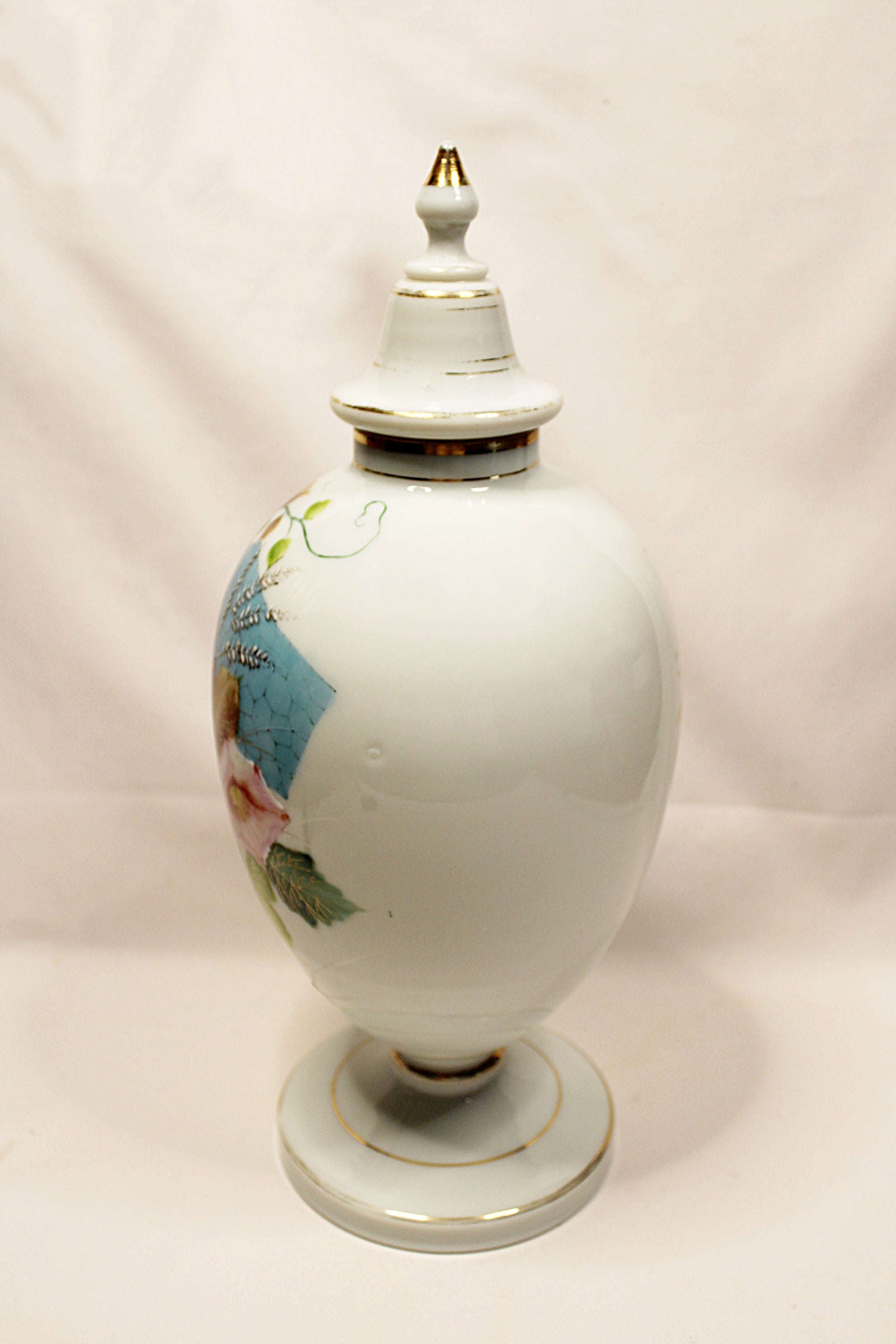 Bristol Glass Lidded Antique Apothecary Jar