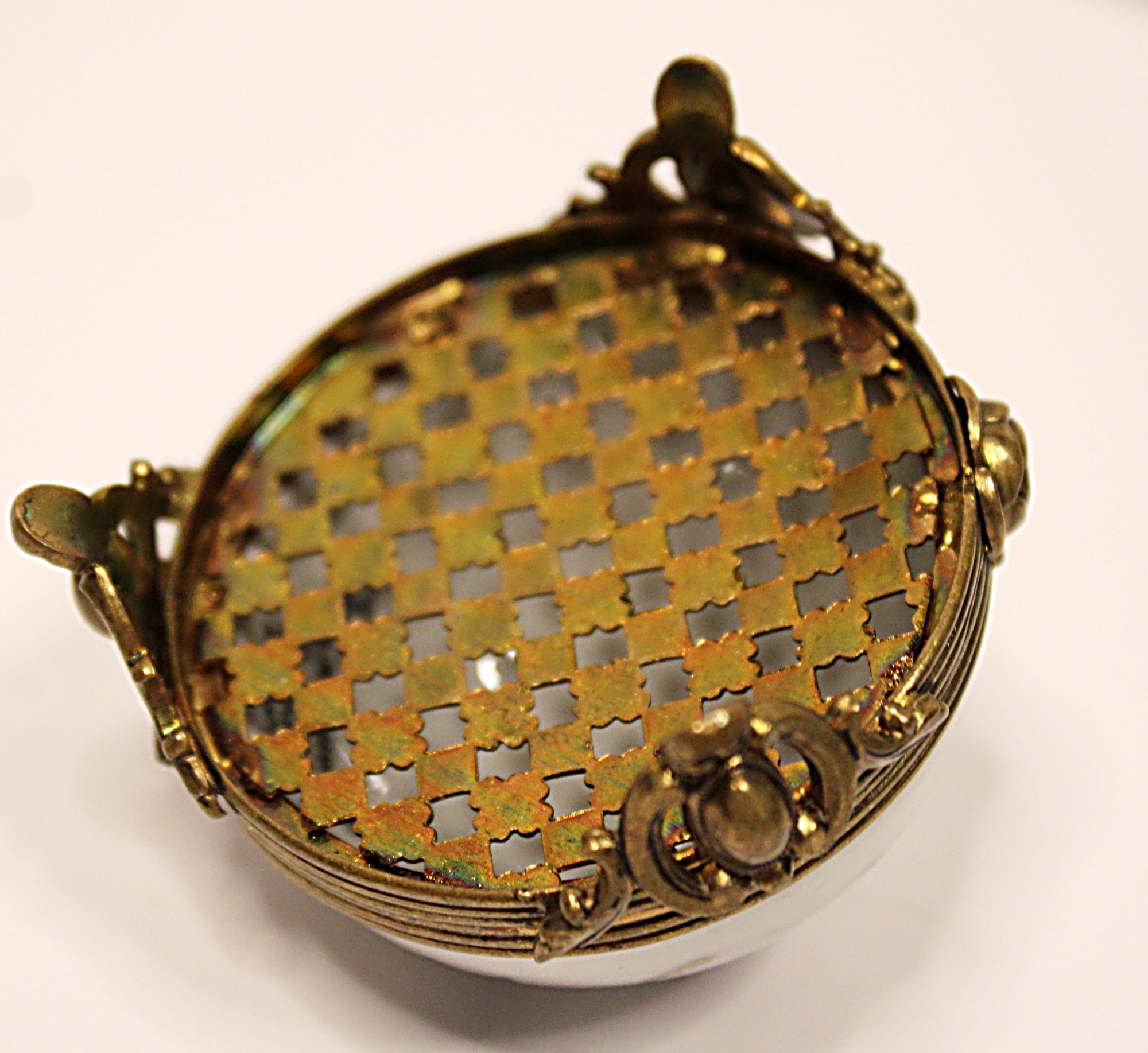 French Rare Hand Painted Limoges Vinaigrette