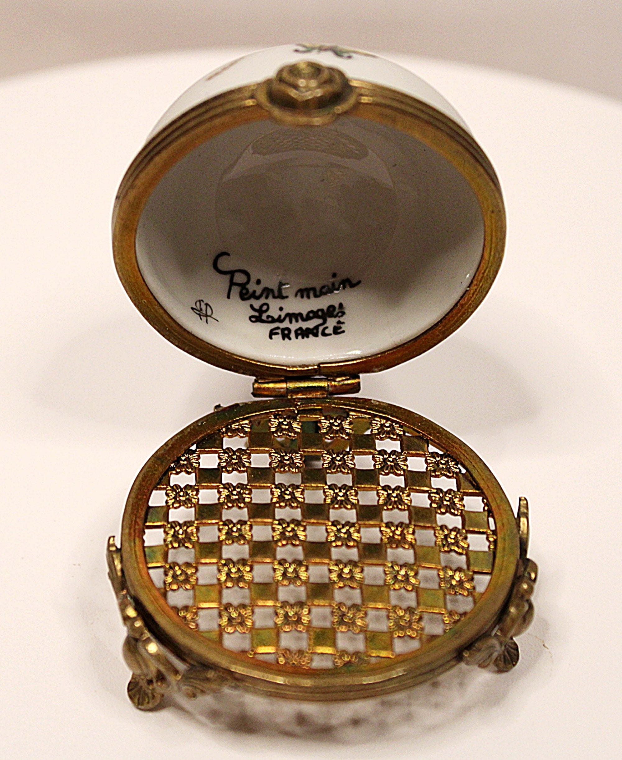 French Rare Hand Painted Limoges Vinaigrette