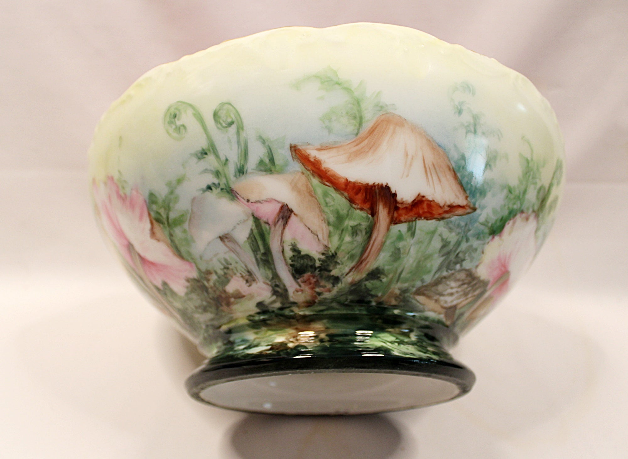 T & V Antique French Art Nouveau Limoges Centerpiece Bowl