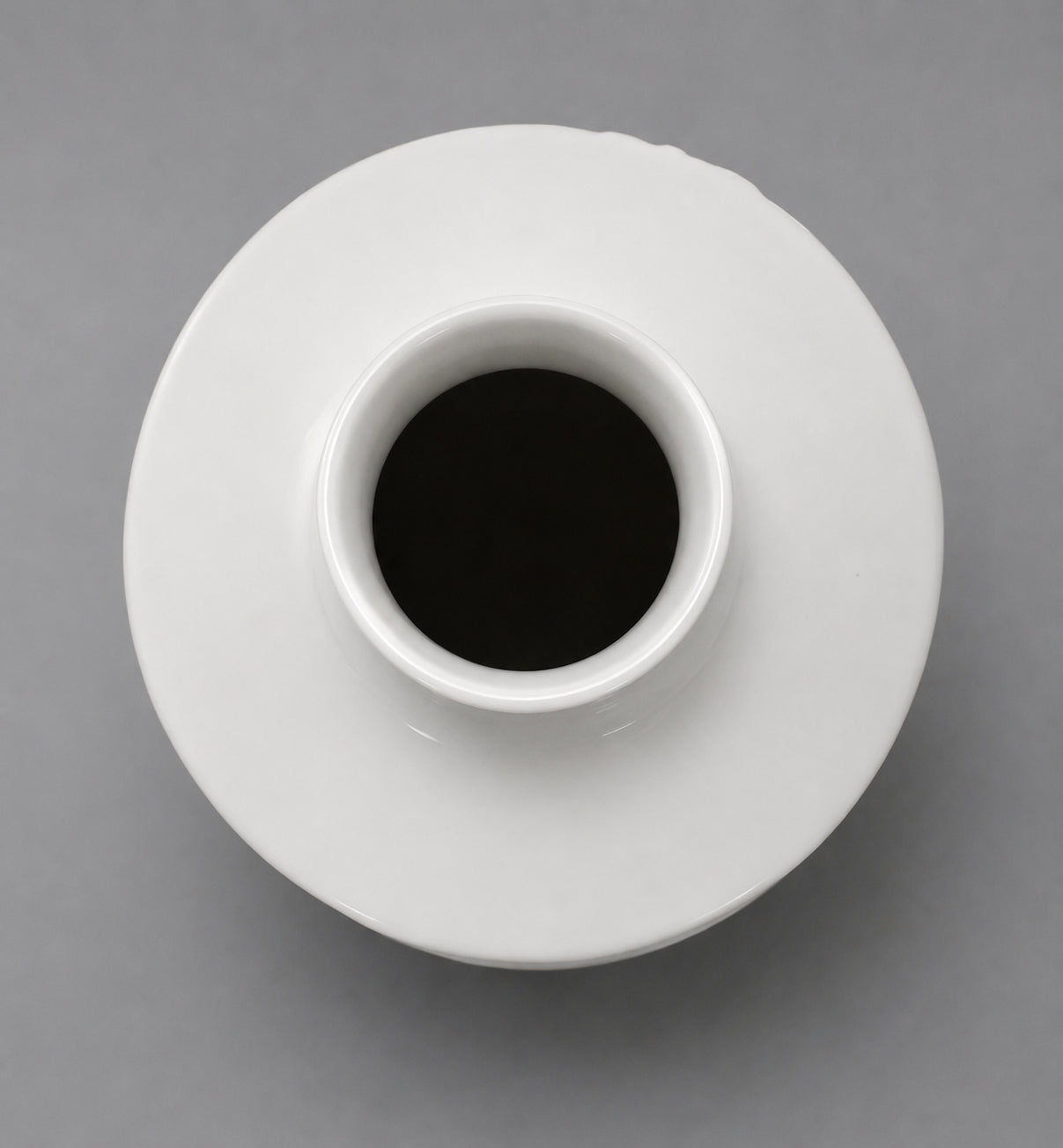 ArtDecoPorcelainVasebyEdelsteinGermanyEdenDesignbyKurtWendler-top view